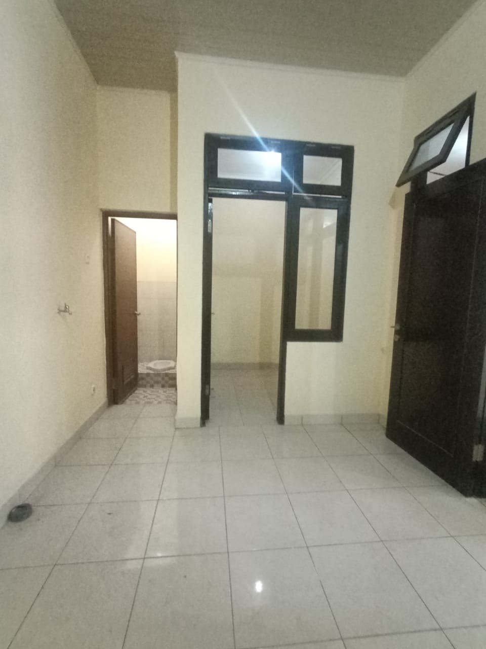 Rumah Dijual Di Taman Simprug Jababeka